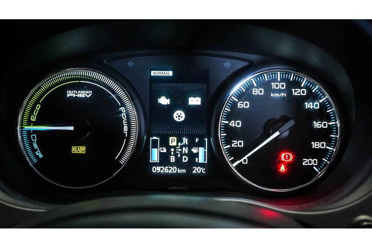 2014 Mitsubishi Outlander PHEV Aspire ZJ