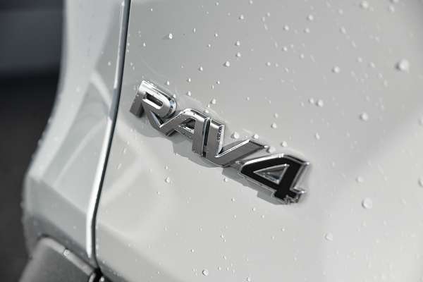 2021 Toyota RAV4 Cruiser AXAH54R