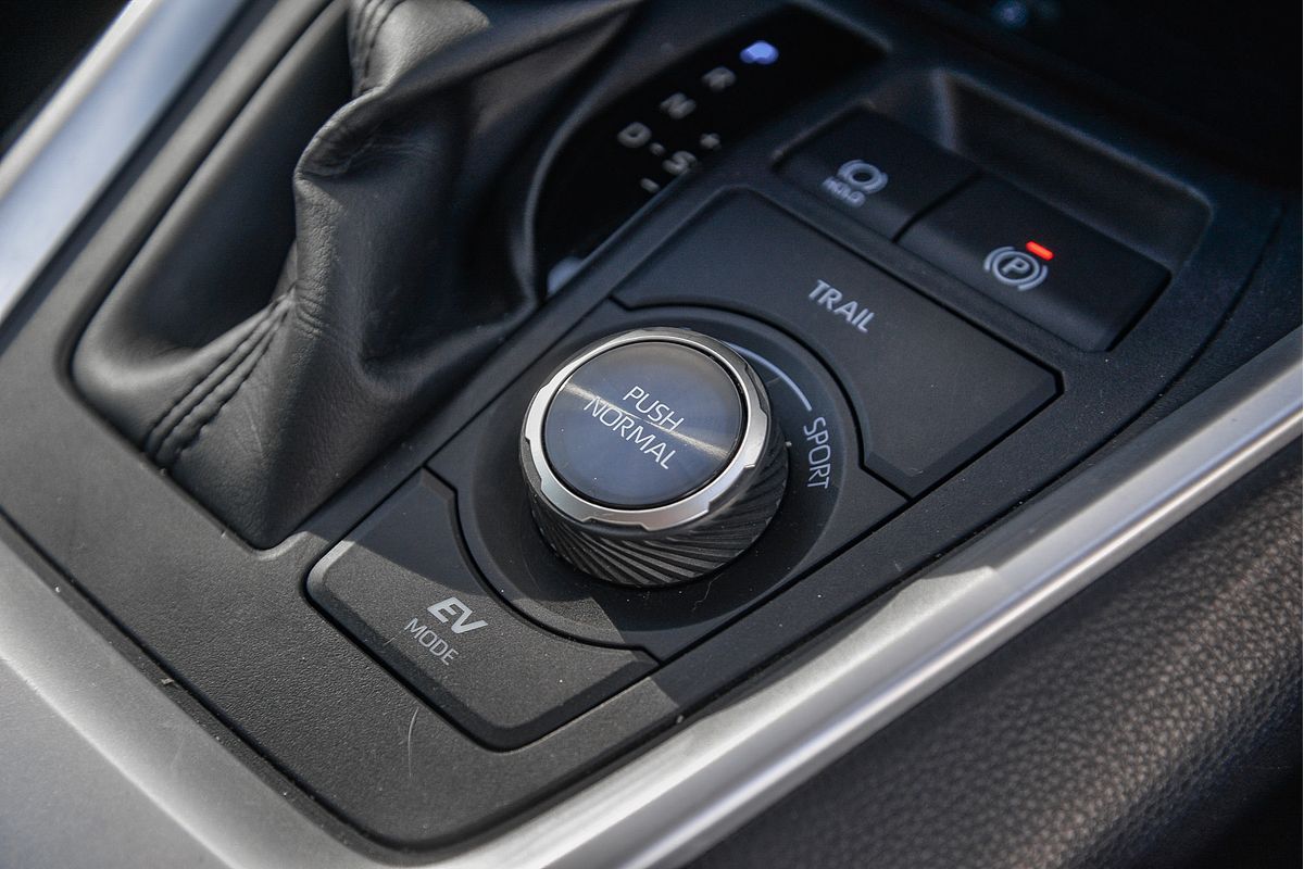 2021 Toyota RAV4 Cruiser AXAH54R