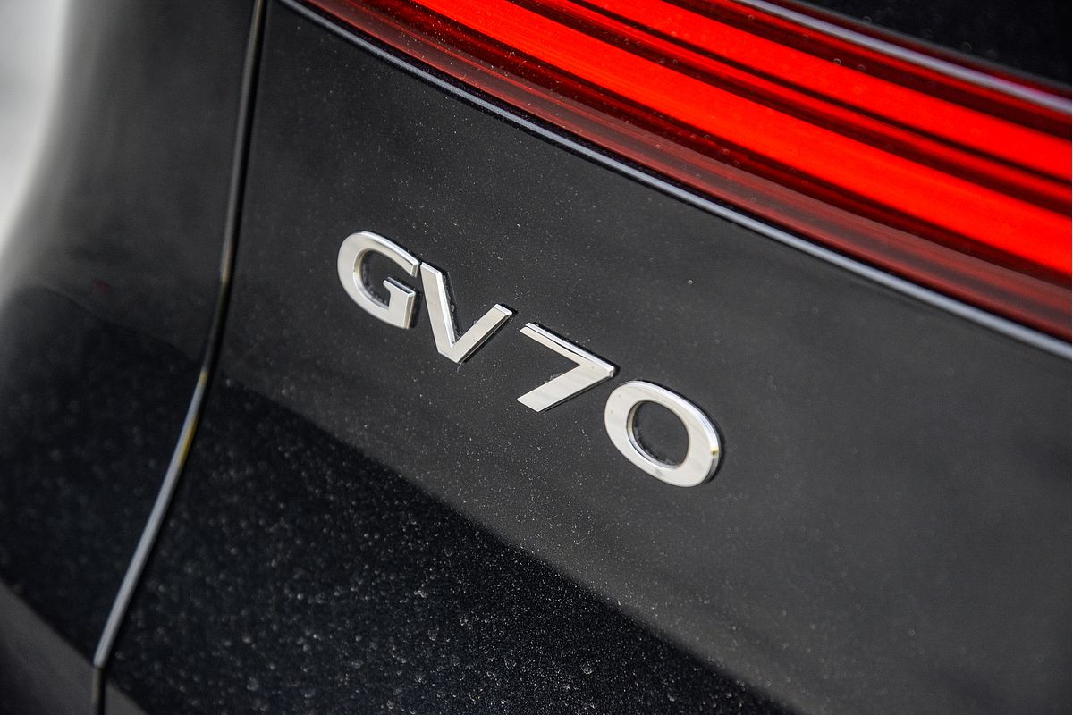 2023 Genesis GV70 2.5T AWD JK.V2