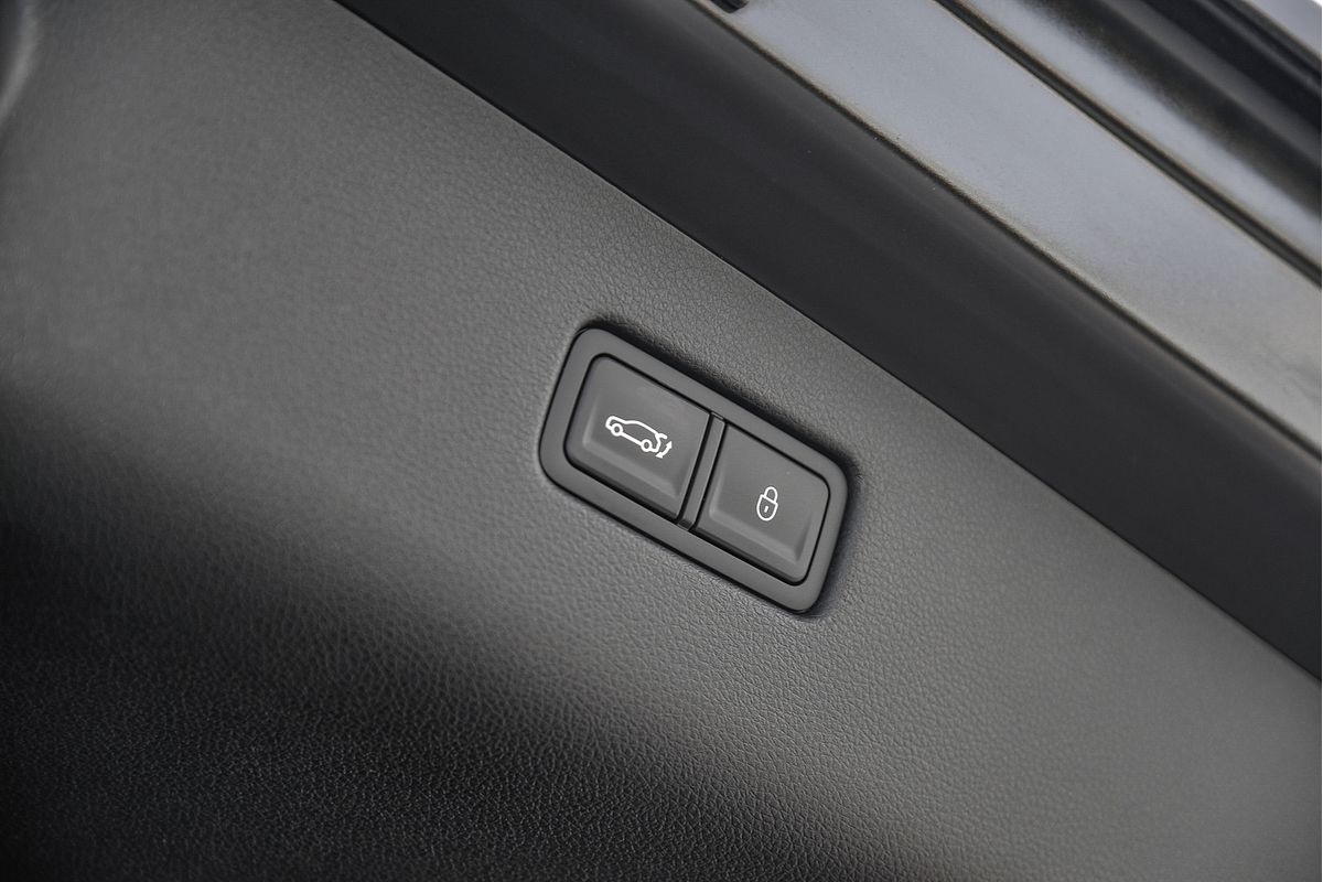 2023 Genesis GV70 2.5T AWD JK.V2