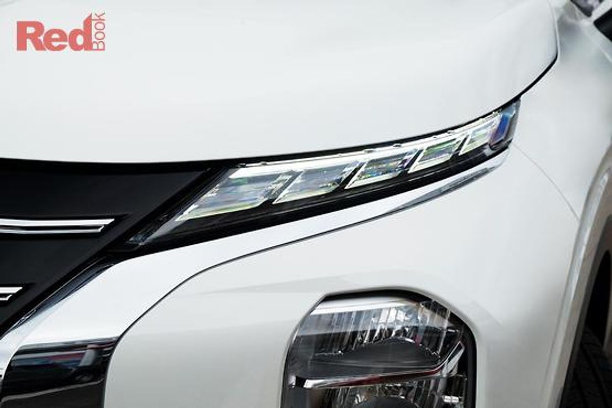 2025 Mitsubishi Outlander LS ZM