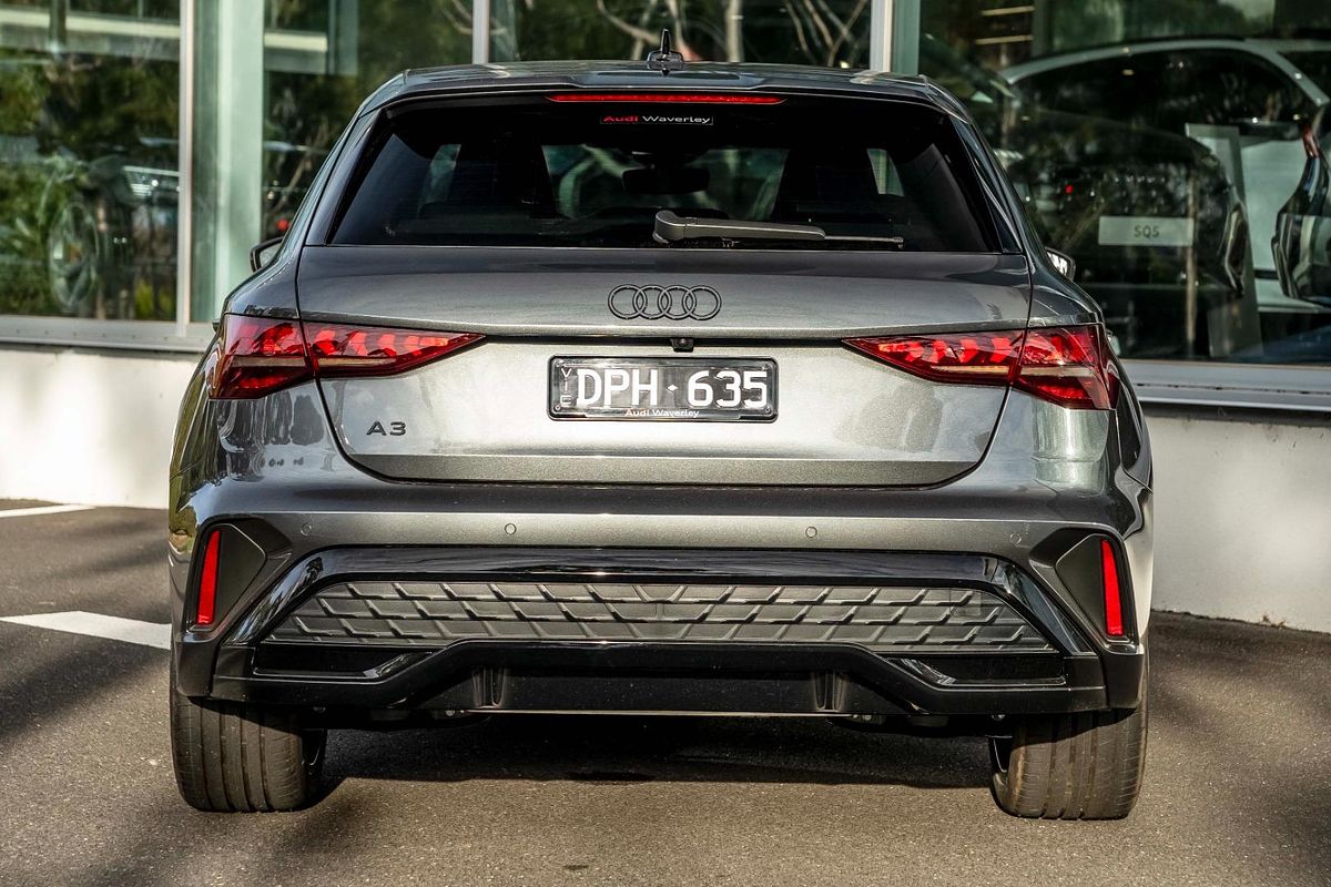 2025 Audi A3 35 TFSI S line GY