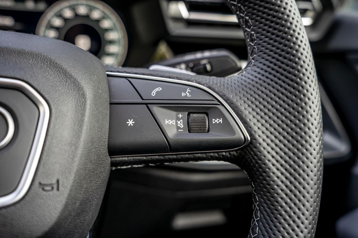 2025 Audi A3 35 TFSI S line GY