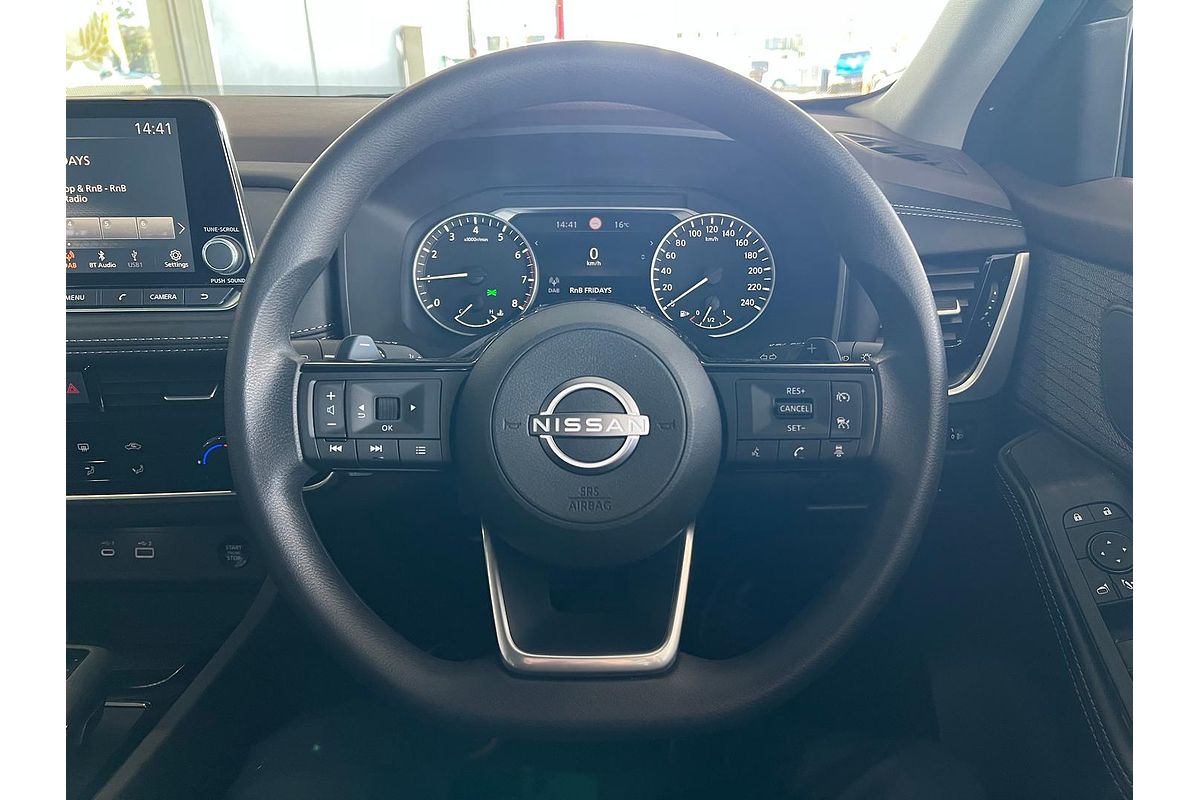 2024 Nissan X-TRAIL ST T33