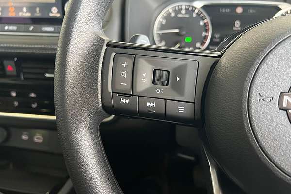 2024 Nissan X-TRAIL ST T33