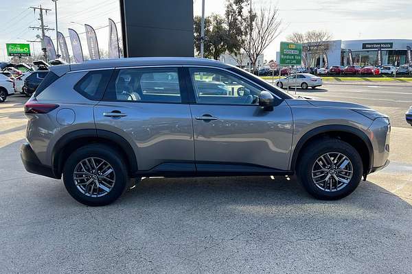 2024 Nissan X-TRAIL ST T33