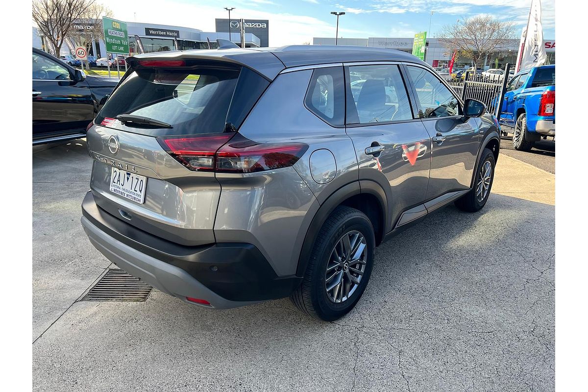 2024 Nissan X-TRAIL ST T33