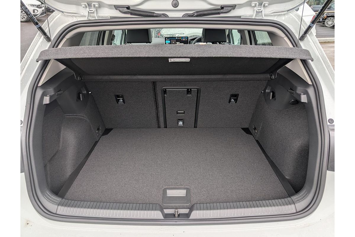 2025 Volkswagen Golf 110TSI Style 8.5