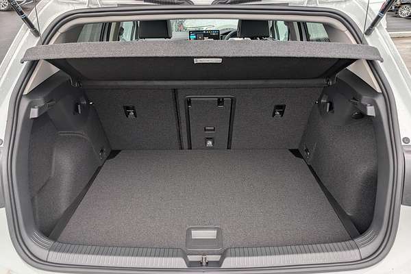 2025 Volkswagen Golf 110TSI Style 8.5