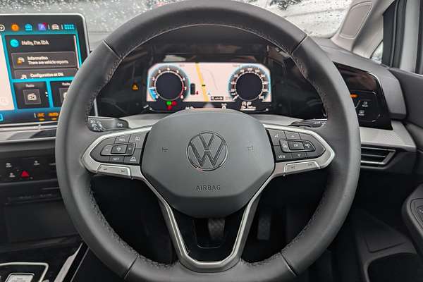 2025 Volkswagen Golf 110TSI Style 8.5