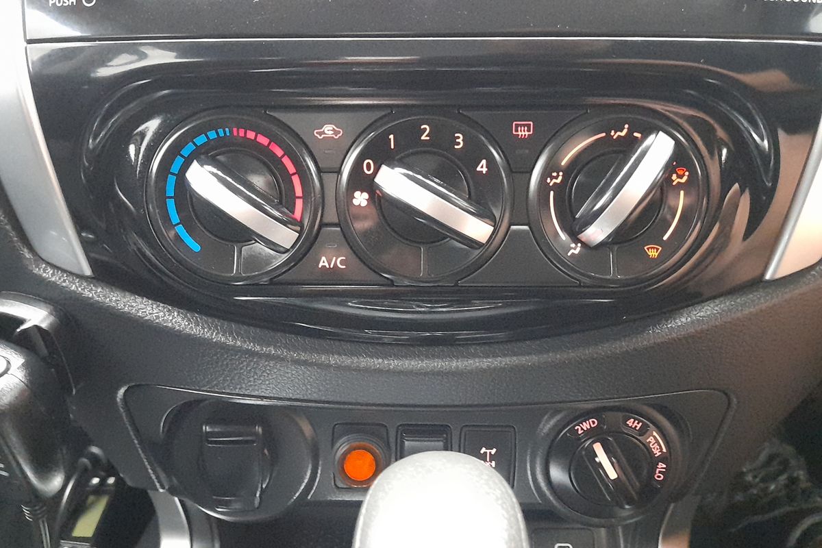 2021 Nissan Navara SL D23 4X4
