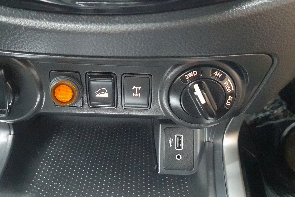 2021 Nissan Navara SL D23 4X4