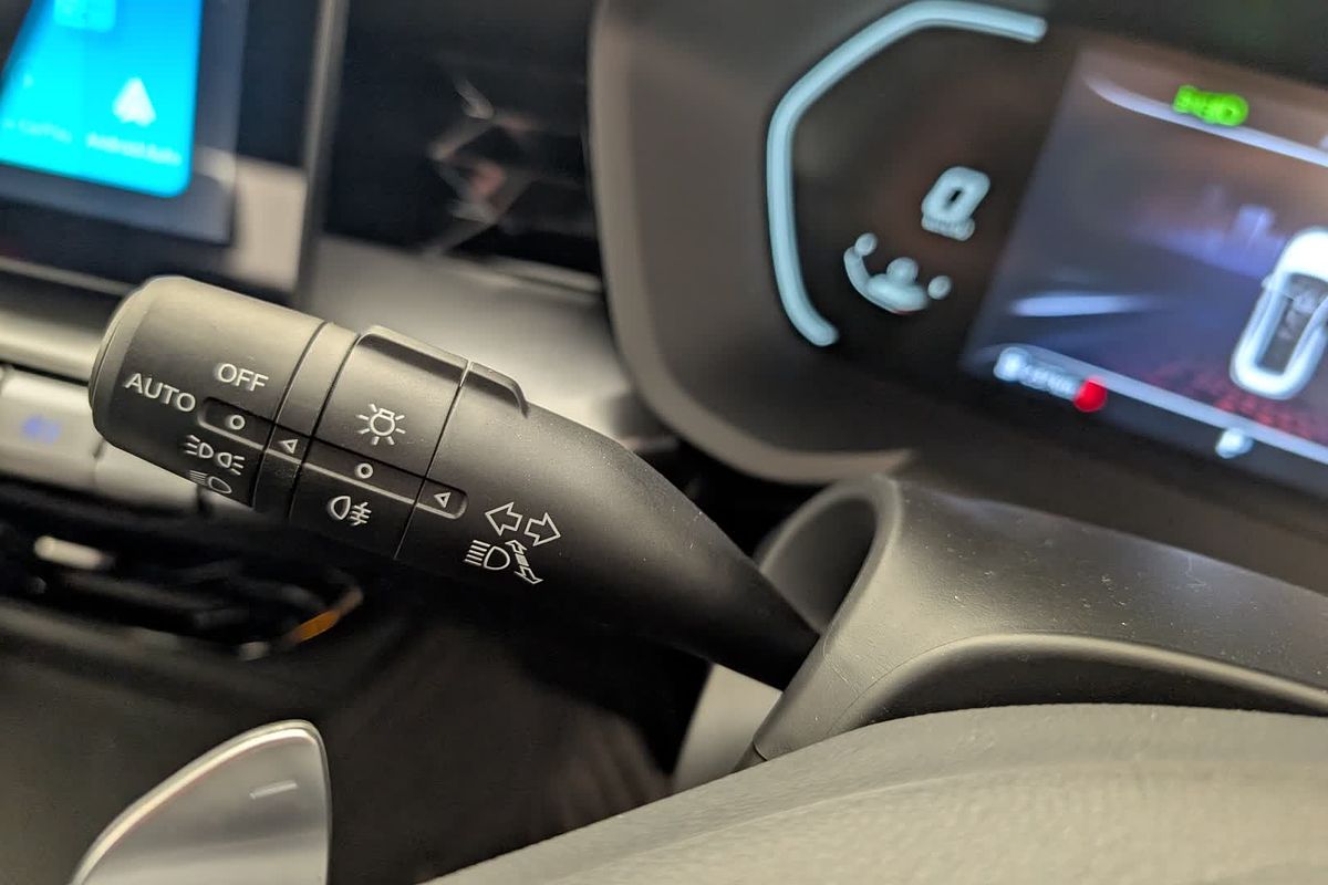 2025 MG MG5 Essence