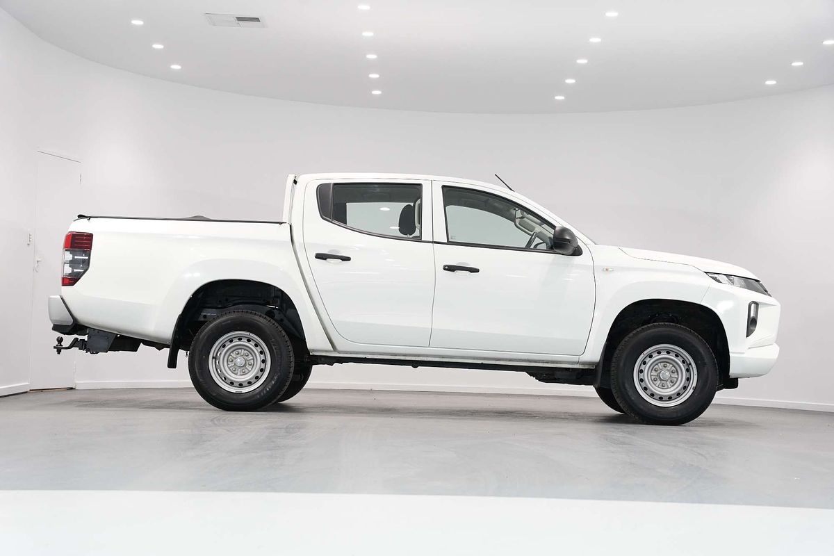 2021 Mitsubishi Triton GLX MR Rear Wheel Drive