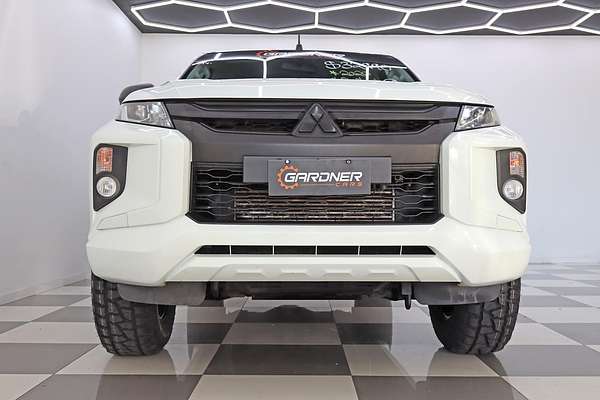 2020 Mitsubishi Triton GLX MR 4X4