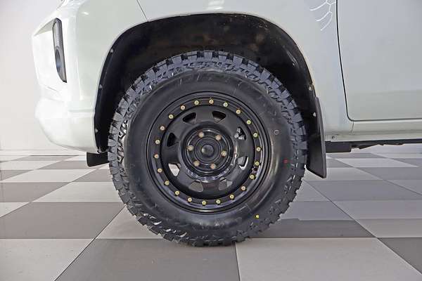 2020 Mitsubishi Triton GLX MR 4X4