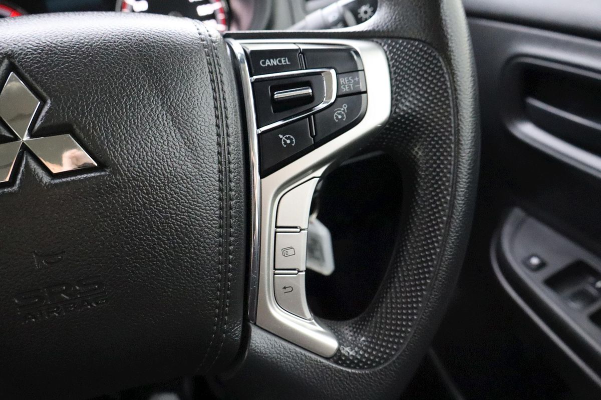 2020 Mitsubishi Triton GLX MR 4X4