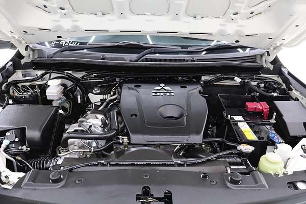 2020 Mitsubishi Triton GLX MR 4X4
