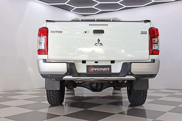 2020 Mitsubishi Triton GLX MR 4X4