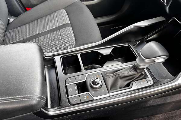 2022 Kia Sorento Sport MQ4