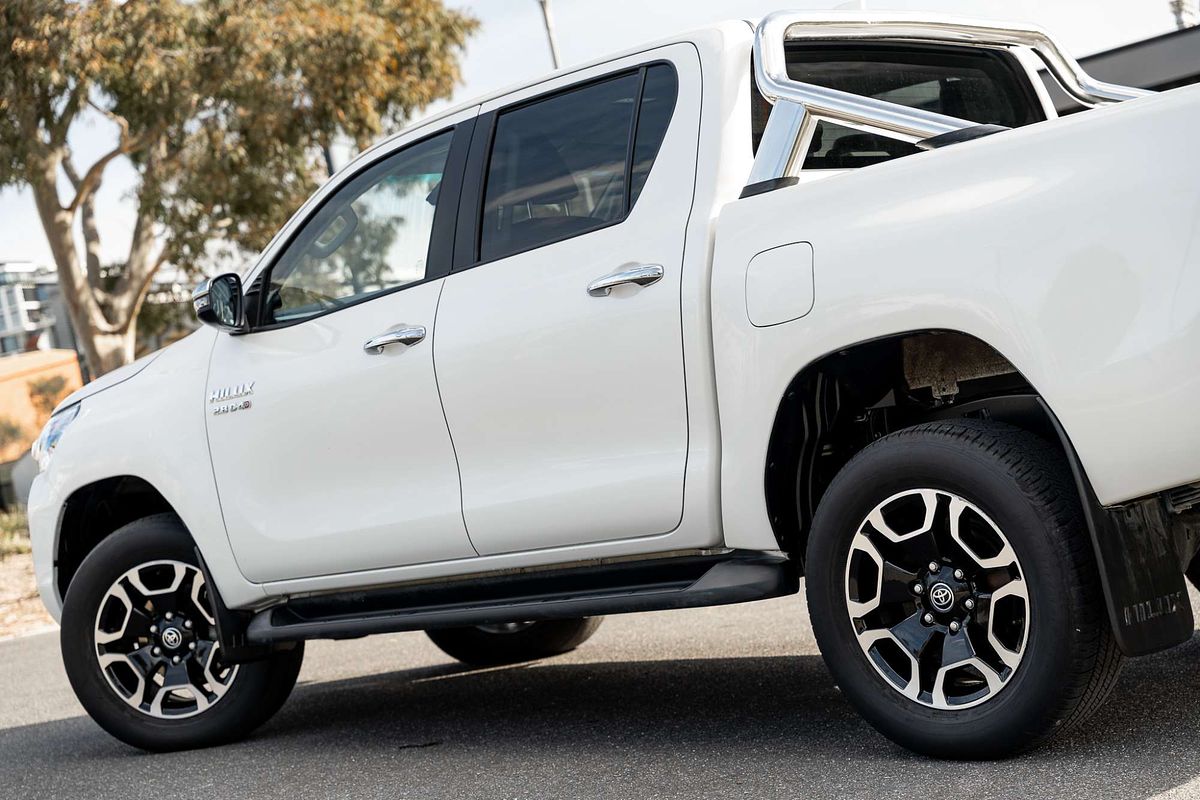 2022 Toyota Hilux SR5 GUN126R 4X4