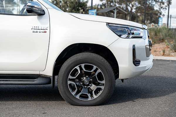2022 Toyota Hilux SR5 GUN126R 4X4