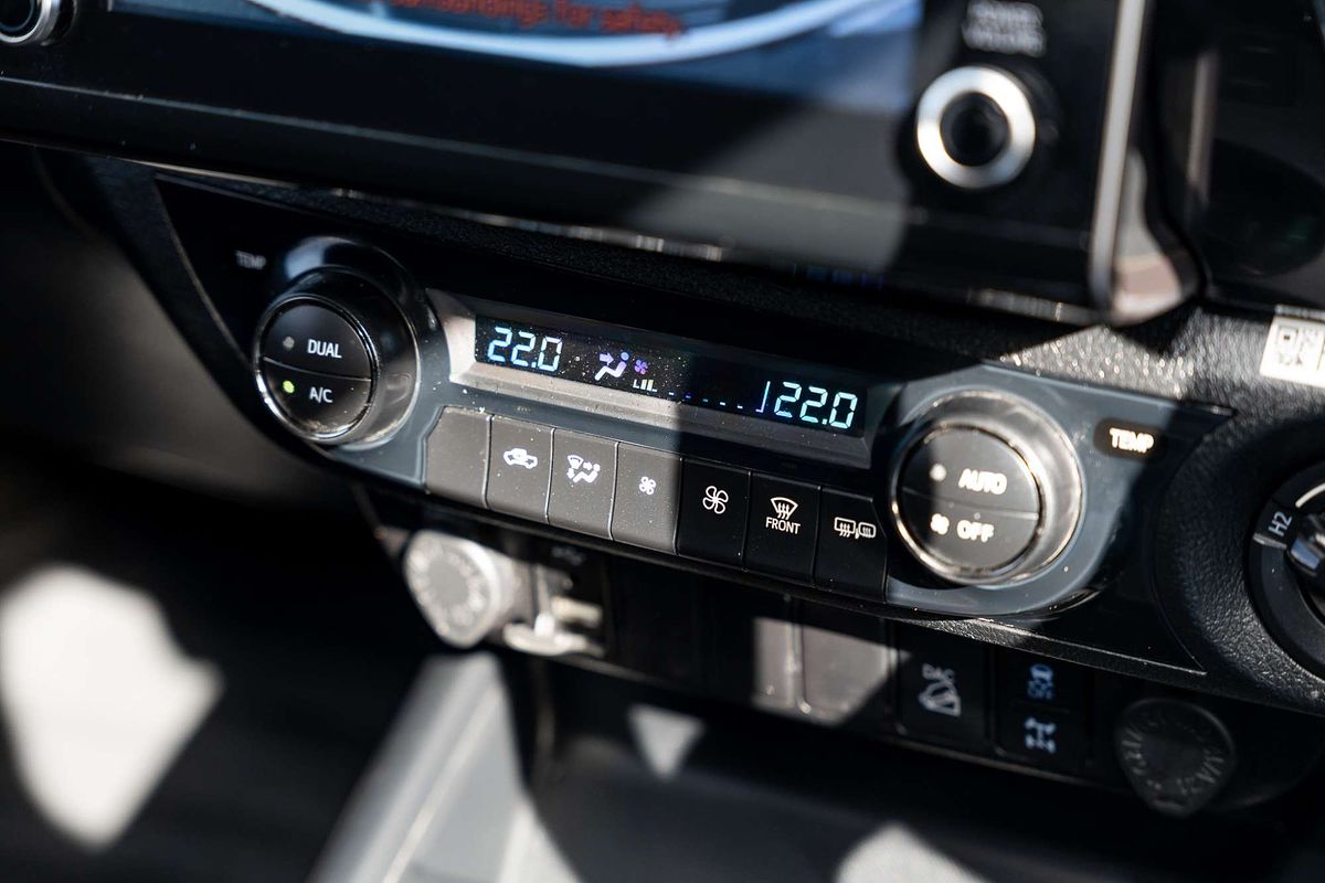 2022 Toyota Hilux SR5 GUN126R 4X4