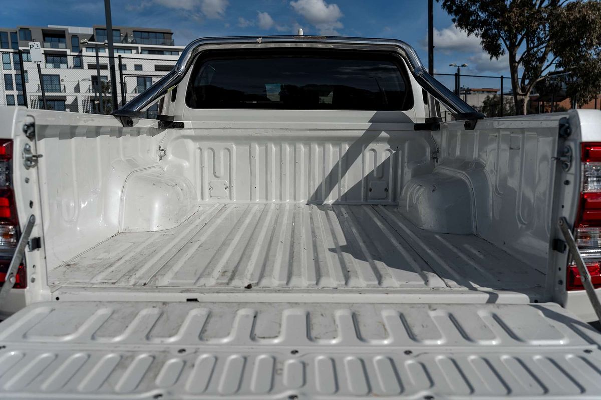 2022 Toyota Hilux SR5 GUN126R 4X4
