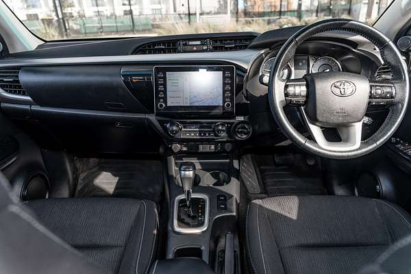 2022 Toyota Hilux SR5 GUN126R 4X4