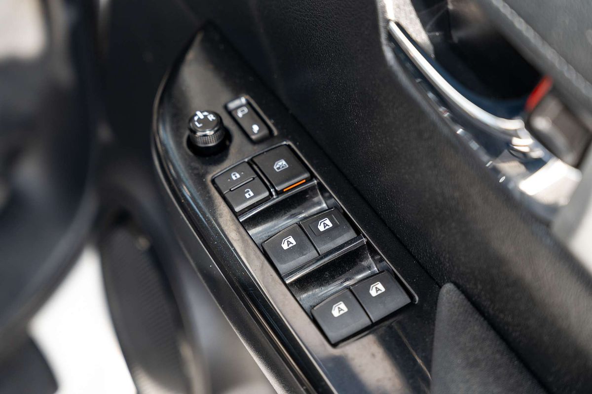 2022 Toyota Hilux SR5 GUN126R 4X4