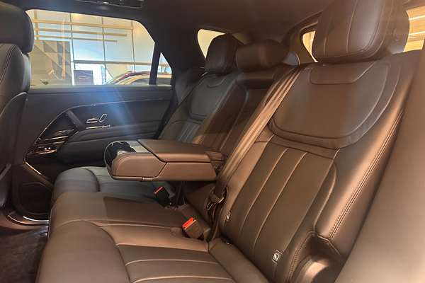 2025 Land Rover Range Rover Sport D300 Dynamic SE L461