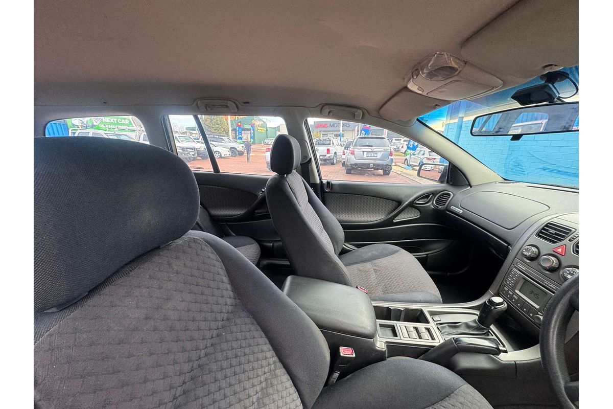 2004 Holden Commodore Acclaim VZ