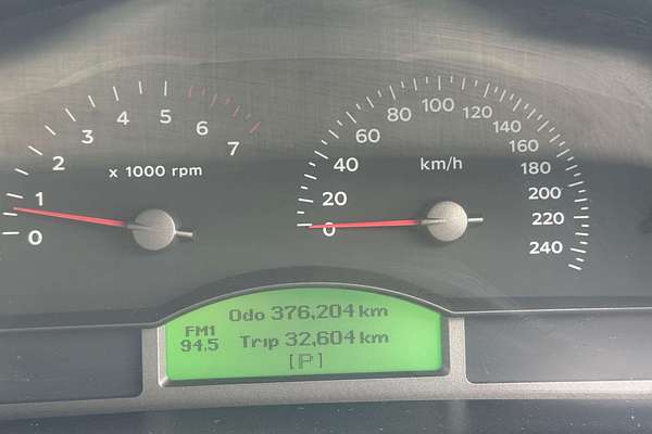 2004 Holden Commodore Acclaim VZ