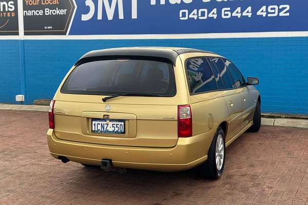 2004 Holden Commodore Acclaim VZ