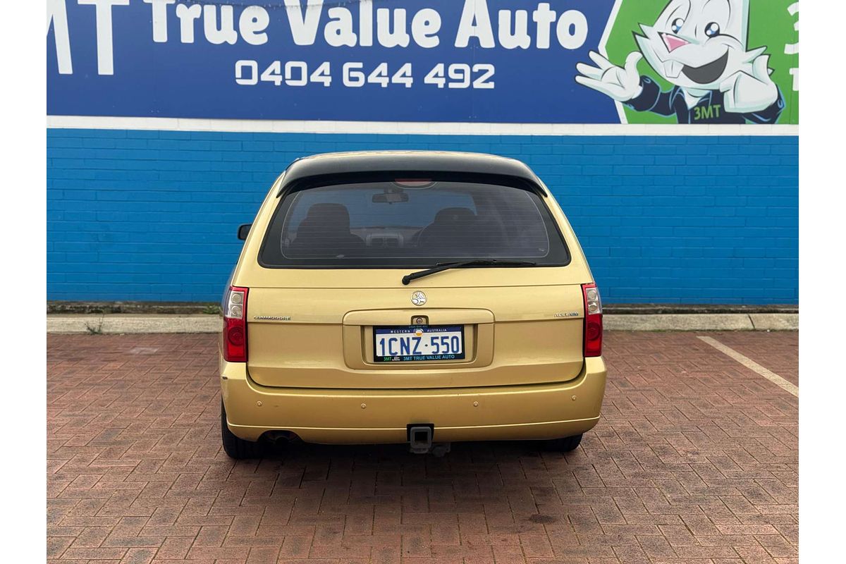 2004 Holden Commodore Acclaim VZ