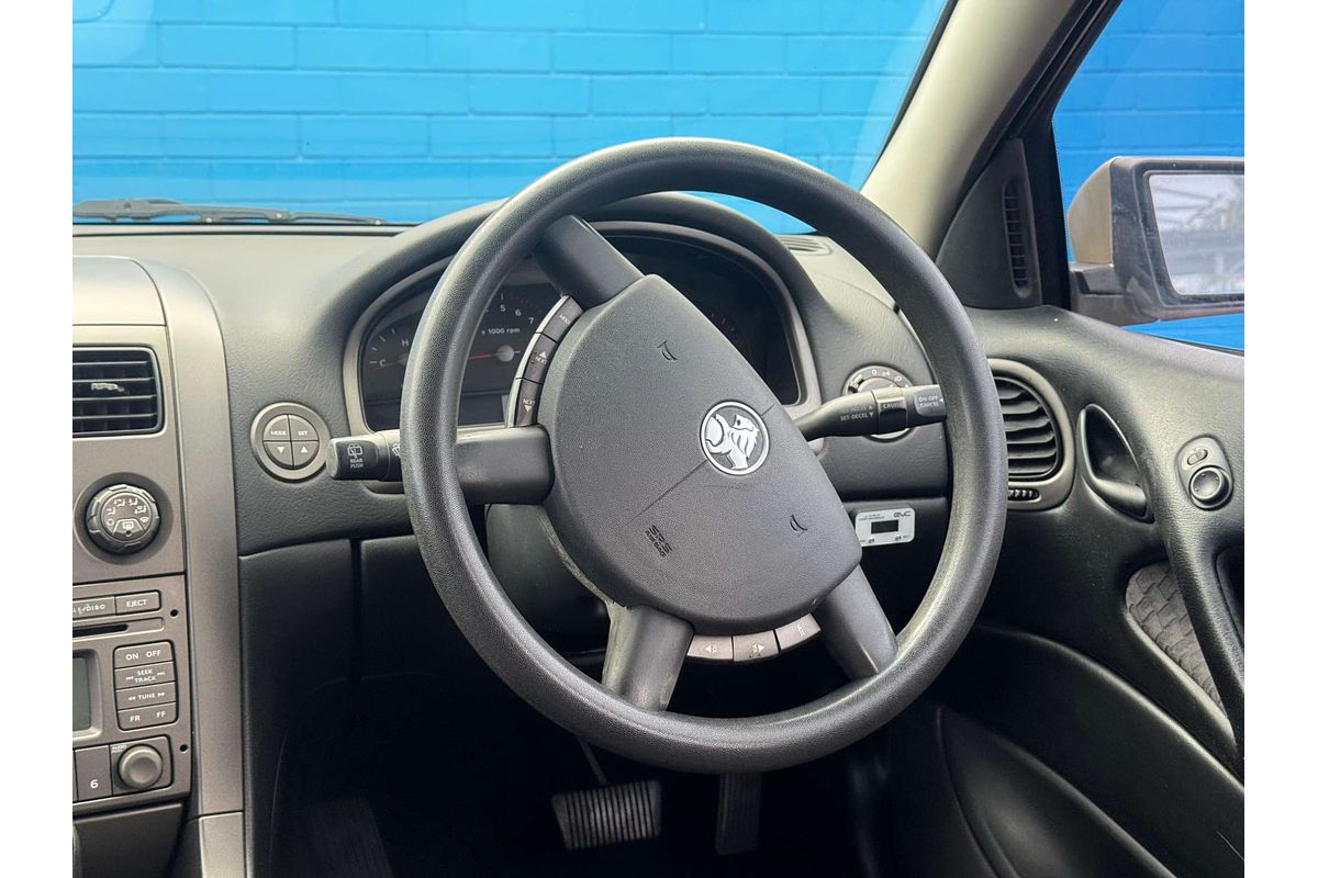 2004 Holden Commodore Acclaim VZ