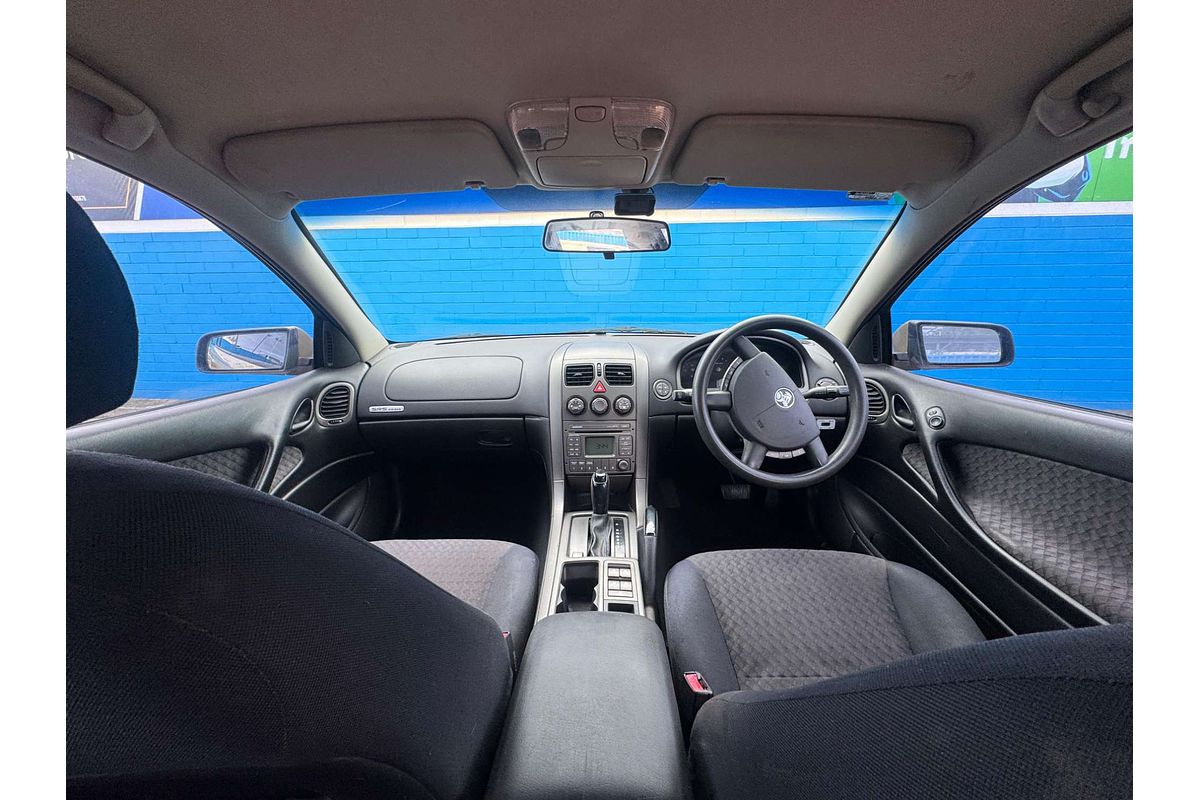 2004 Holden Commodore Acclaim VZ