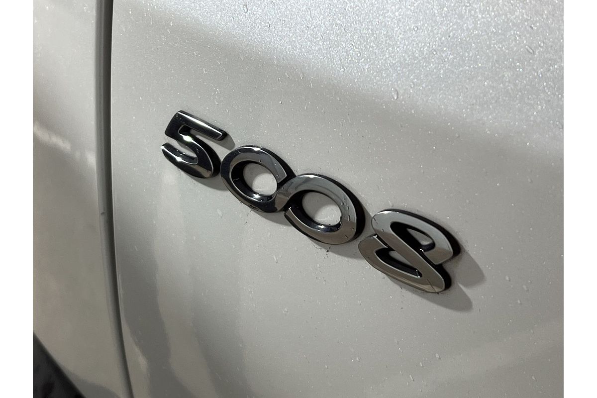 2018 Peugeot 5008 GT Line P87