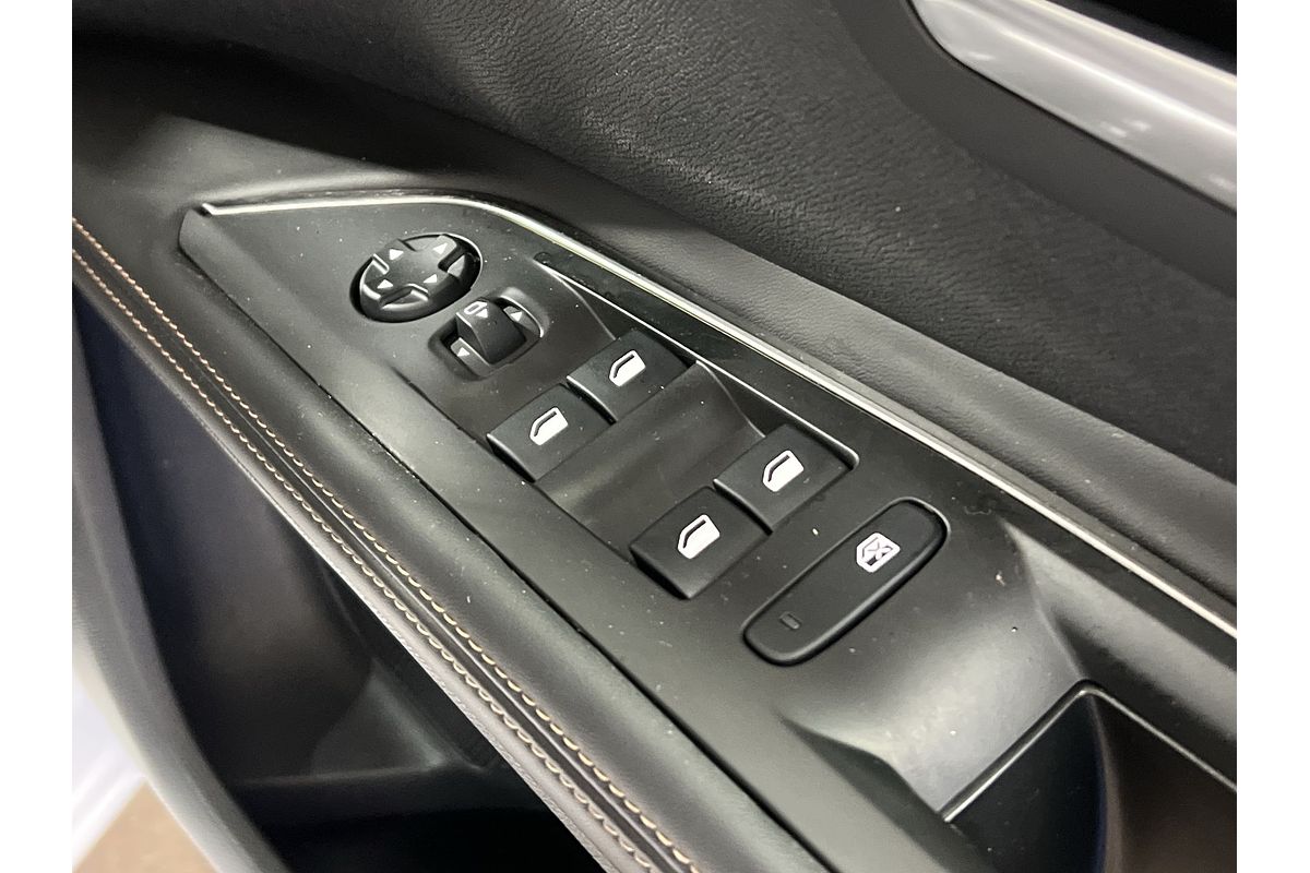 2018 Peugeot 5008 GT Line P87