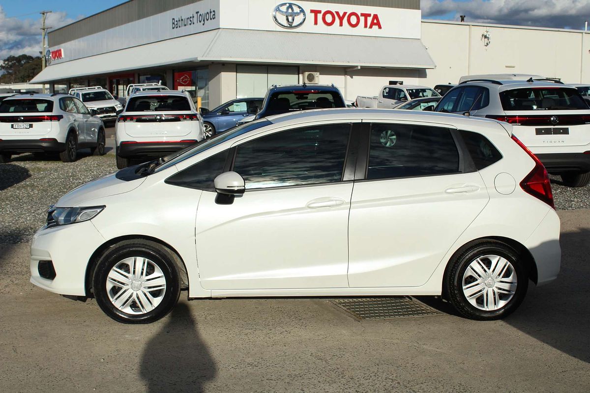 2017 Honda Jazz VTi GF