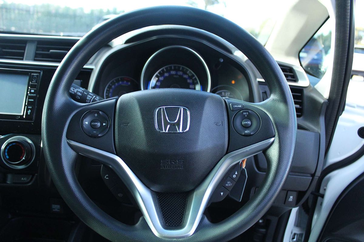 2017 Honda Jazz VTi GF