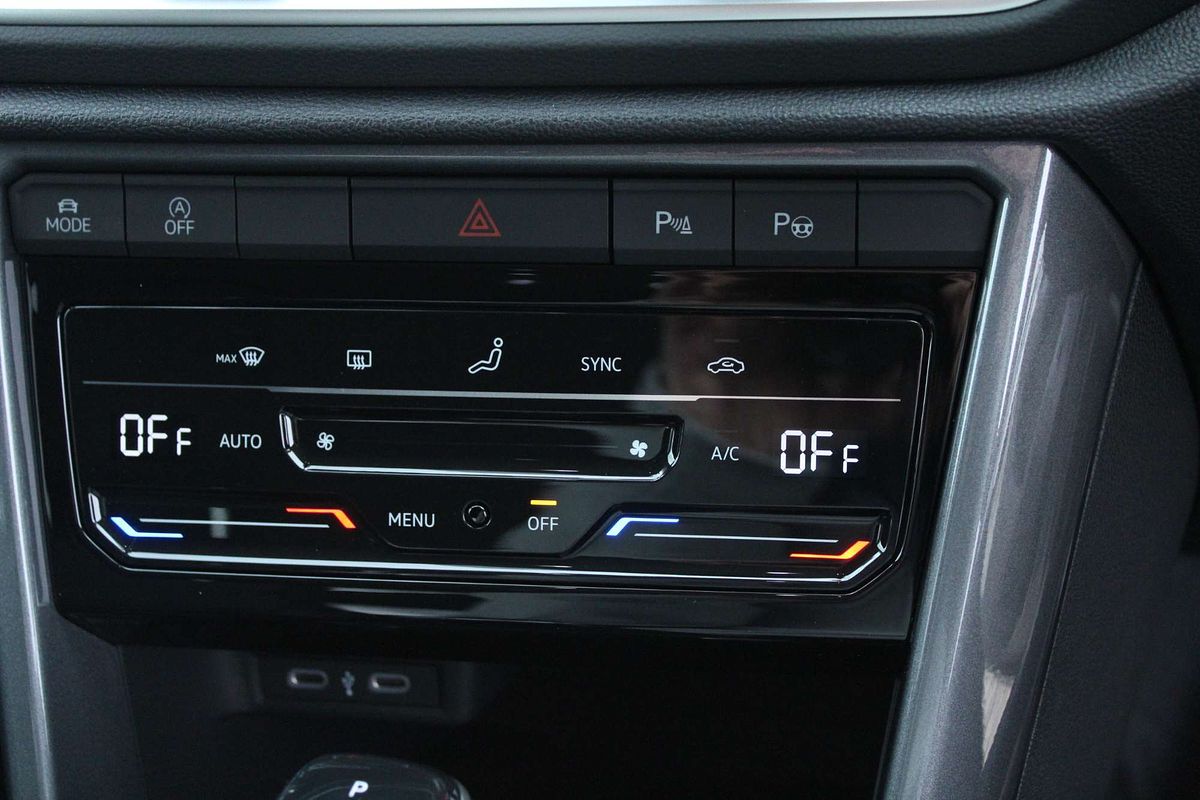 2025 Volkswagen T-Roc 110TSI Style D11