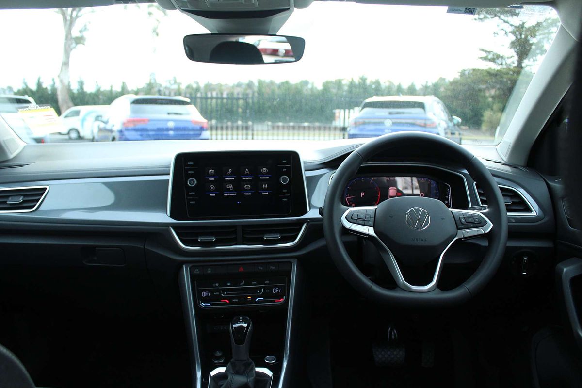 2025 Volkswagen T-Roc 110TSI Style D11