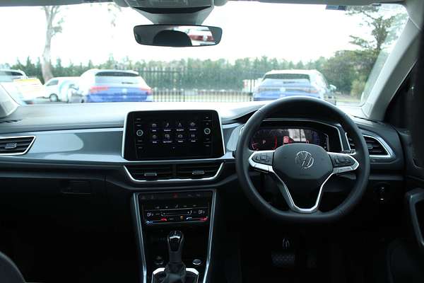 2025 Volkswagen T-Roc 110TSI Style D11