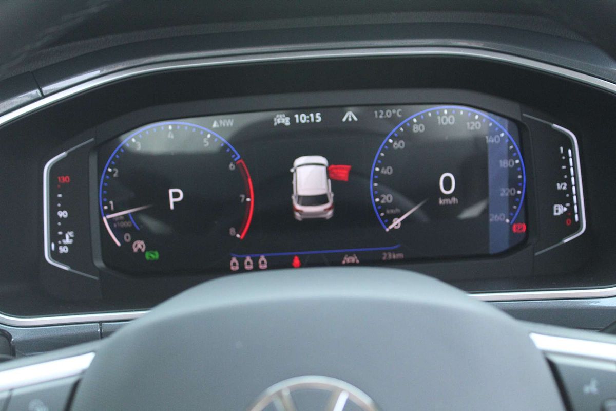 2025 Volkswagen T-Roc 110TSI Style D11