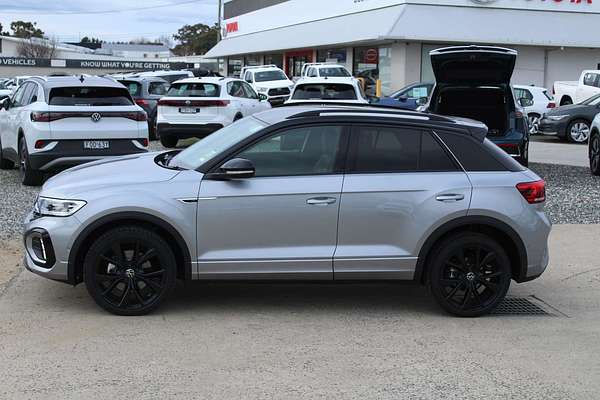 2025 Volkswagen T-Roc 140TSI R-Line D11