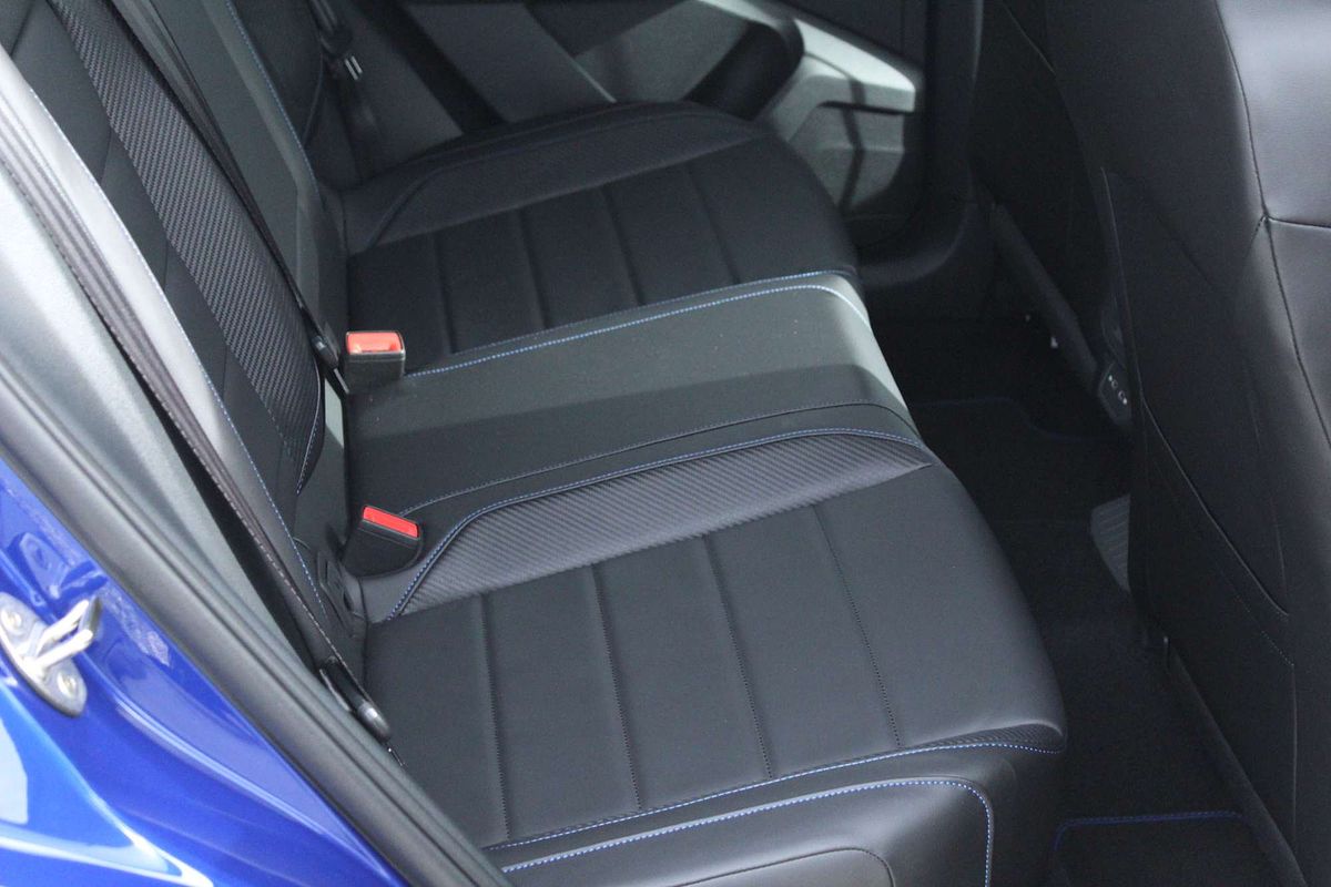 2025 Volkswagen T-Roc R D11