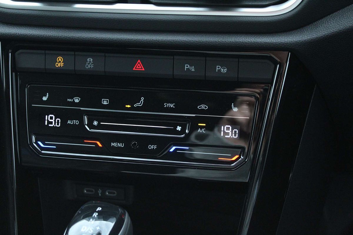 2025 Volkswagen T-Roc R D11