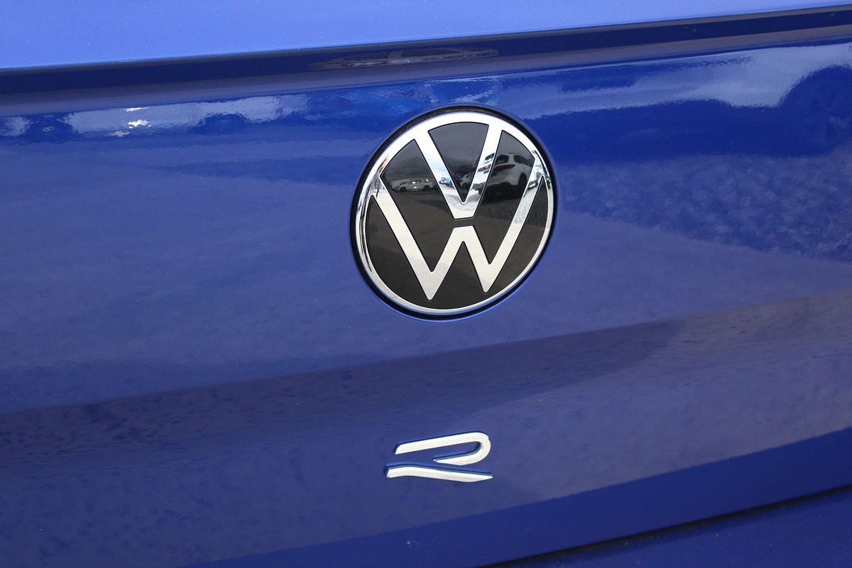2025 Volkswagen T-Roc R D11